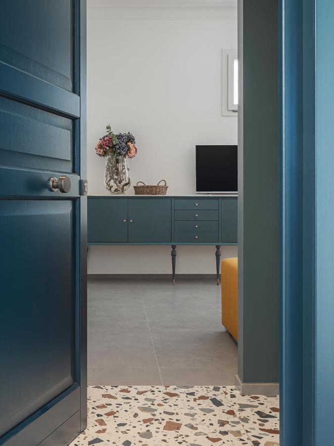 Living U Homesuites Lecce Exterior foto