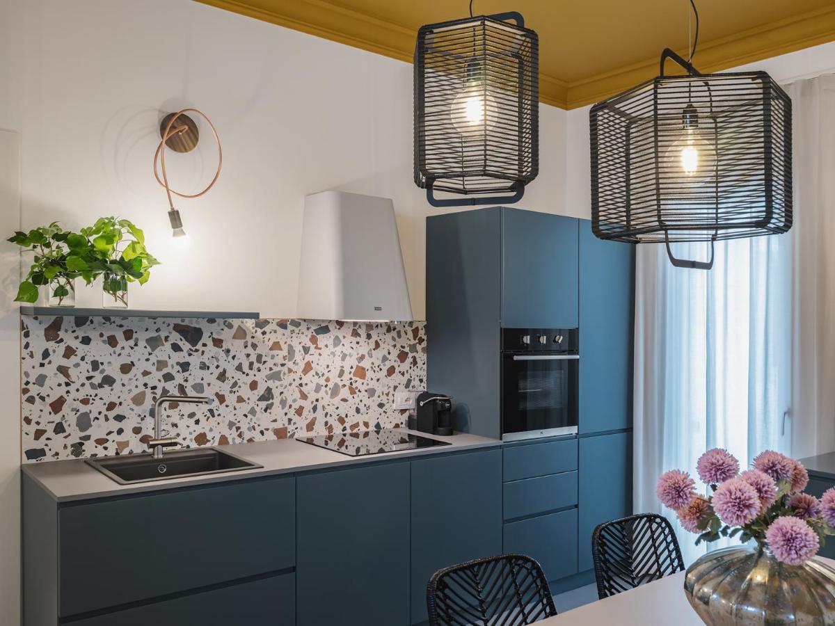Living U Homesuites Lecce Exterior foto